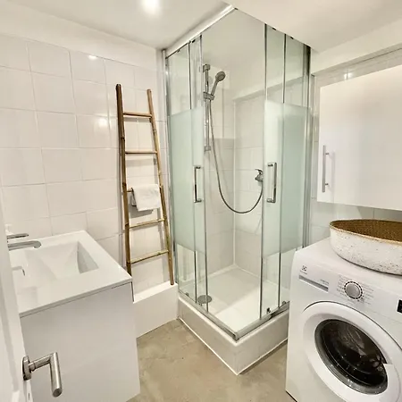 Beautiful Duplex Apt In The Center Apartment *